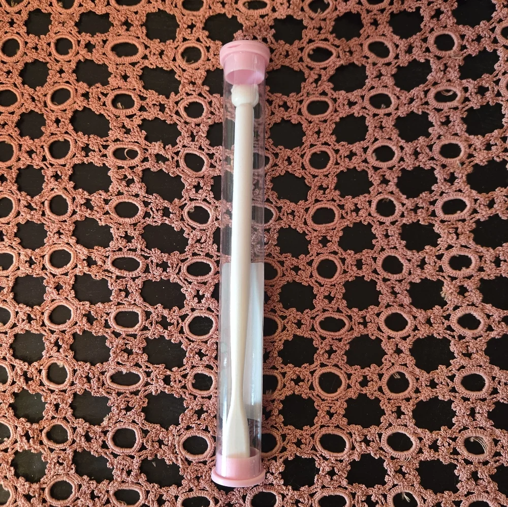 Hello Kitty Toothbrush - Picture 3 of 4